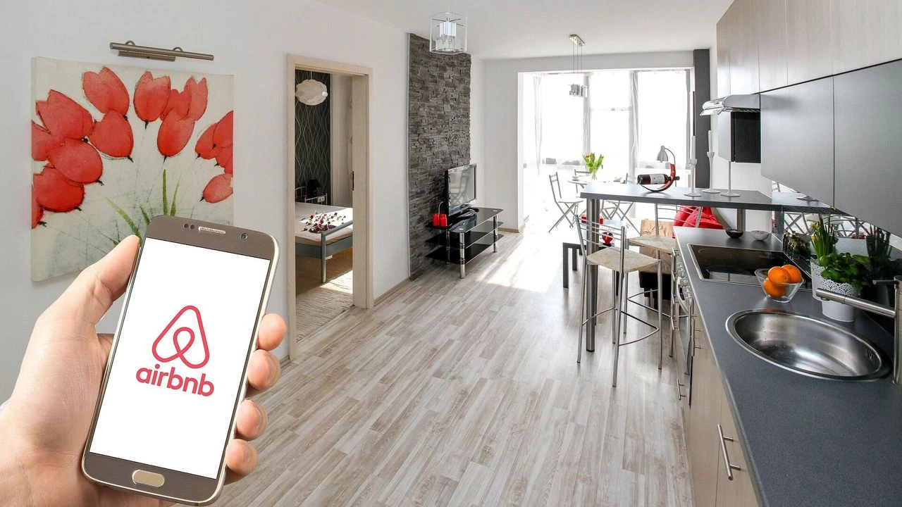 Yunanistan'dan Airbnb kararı: Kiralamalar durduruldu