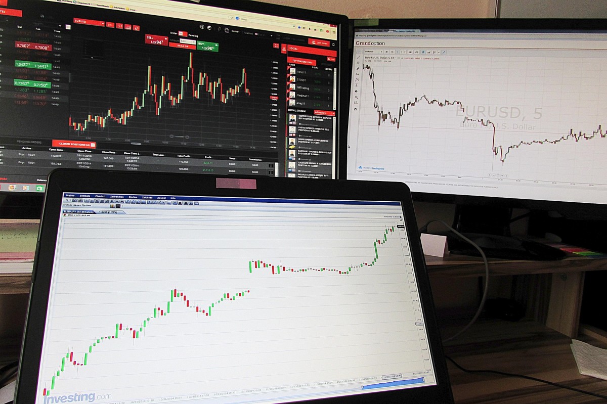 Dev bankadan, dolar, eoru ve sterlin tahmini geldi