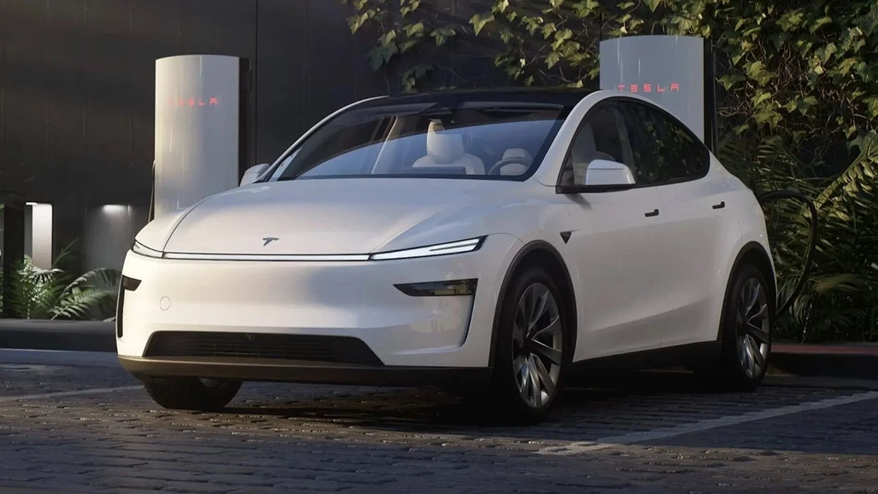 Tesla’nın 1,2 milyon aracı ön incelemeye alındı
