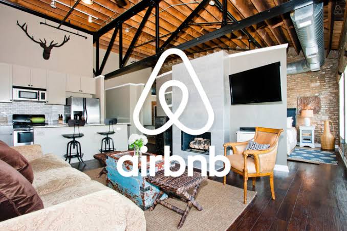 Balear Adaları'nda Çevreciler Airbnb Modelinin Tamamen Yasaklanmasını İstiyor