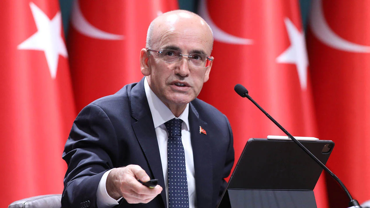 Mehmet Şimşek’ten kalıcı refah artışı mesajı