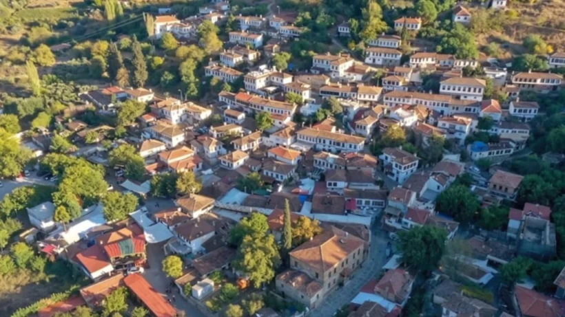 Bu köyde ev fiyatları bedavaya yakın: Akın var...